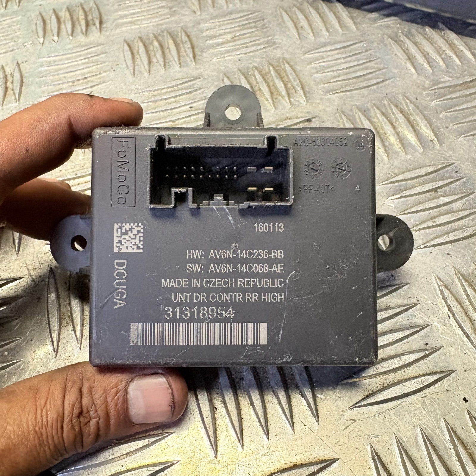 VOLVO V40 2012-2019 REAR LEFT PASSENGER DOOR CONTROL MODULE UNIT 31318954