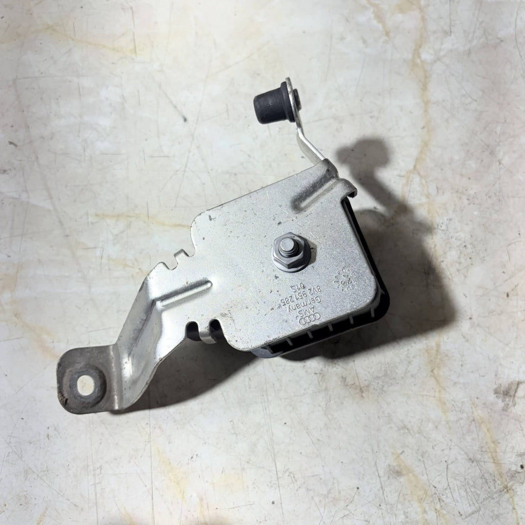 AUDI A3 S3 RS3 8V 2013-2020 HIGH TONE HORN & MOUNTING BRACKET 8V2951285