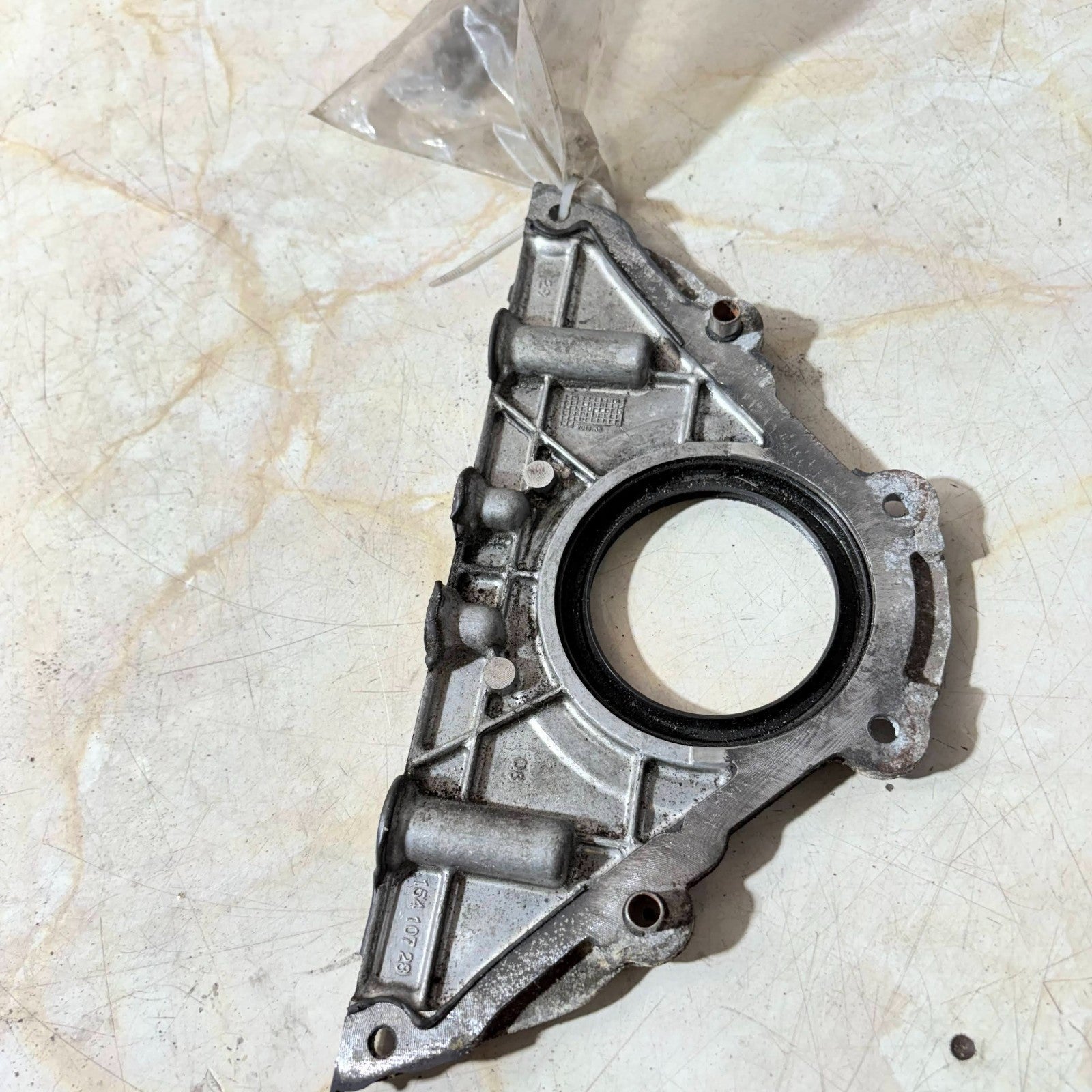 MERCEDES 651 SPRINTER CRANK OIL SEAL HOUSING A6510110108