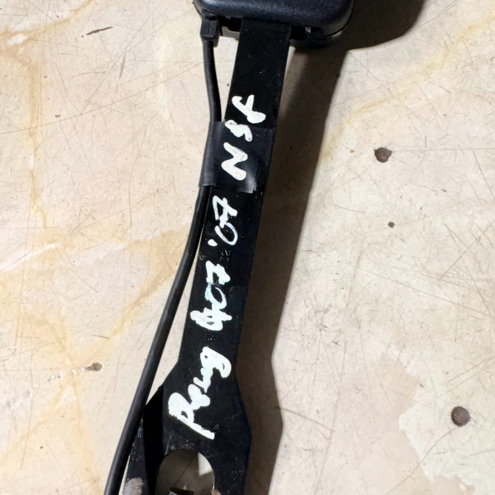 Peugeot 407 2004-2010 Front Left Passenger Seat Belt Stalk Buckle