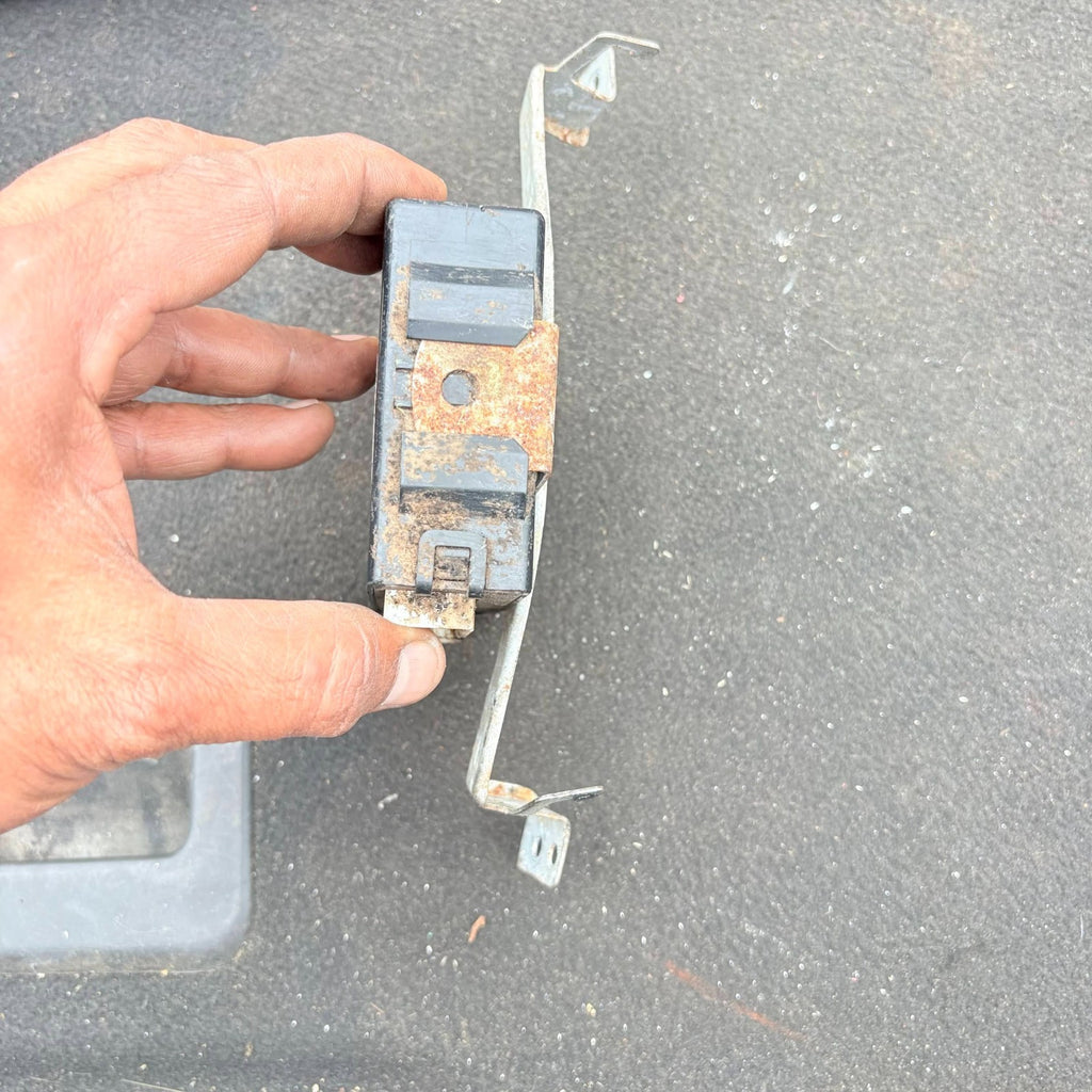 2005 TOYOTA DYNA 300 ABS Control Unit 89540-25010