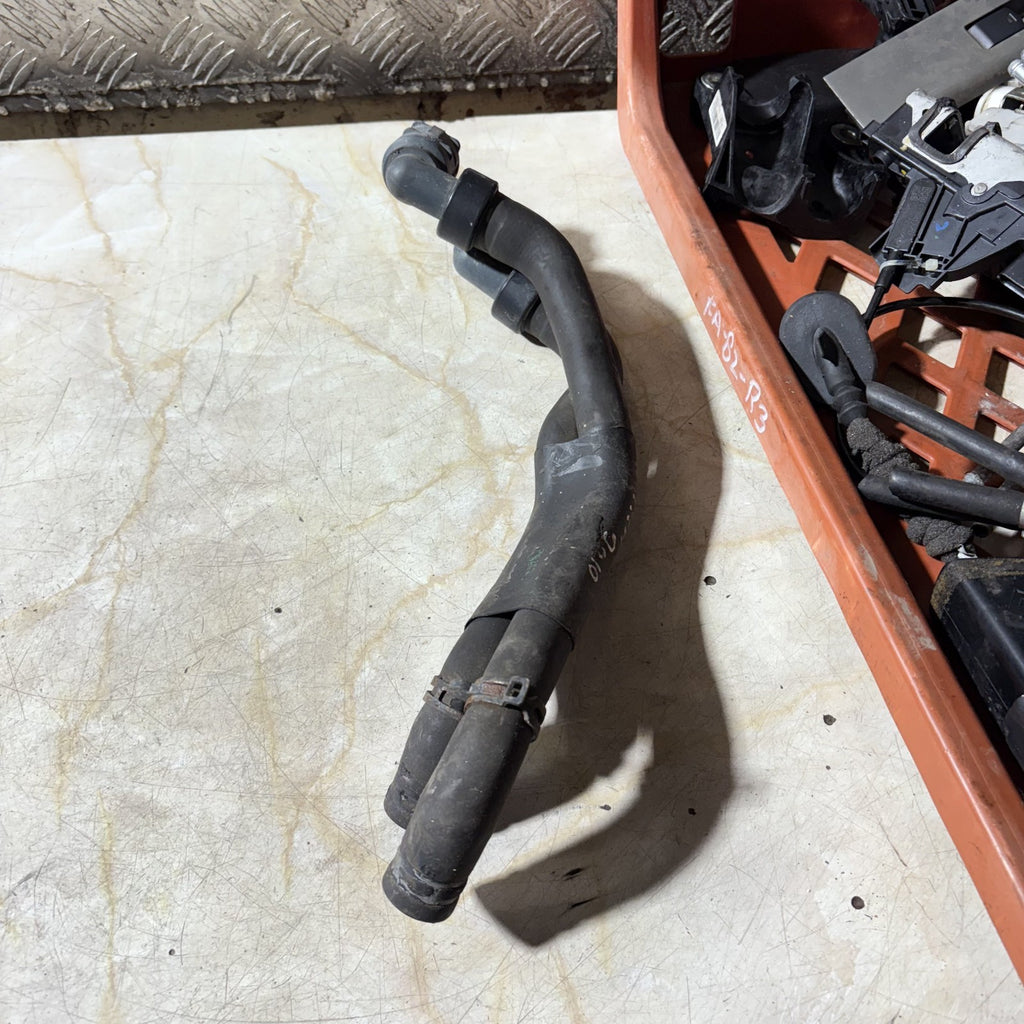 Water Cooler Pipe Opel Astra 2010