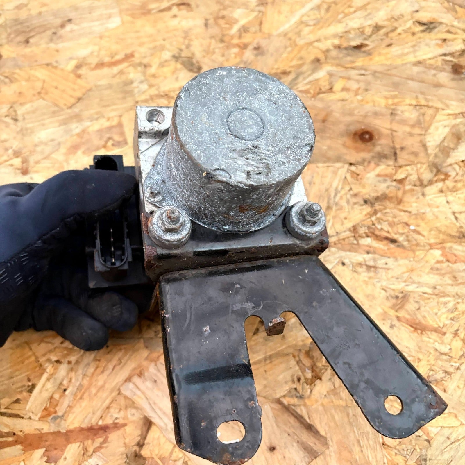 Toyota Aygo Blue 2005-2014 ABS Pump Modulator Control Unit