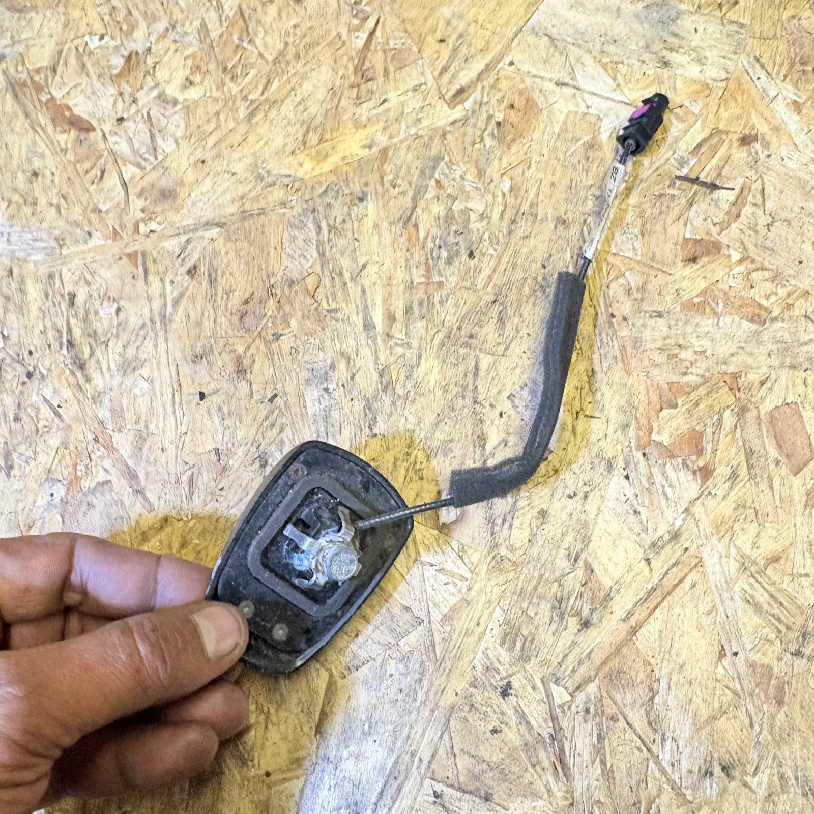 CHEVROLET AVEO 2013 AERIAL ANTENNA 13326030