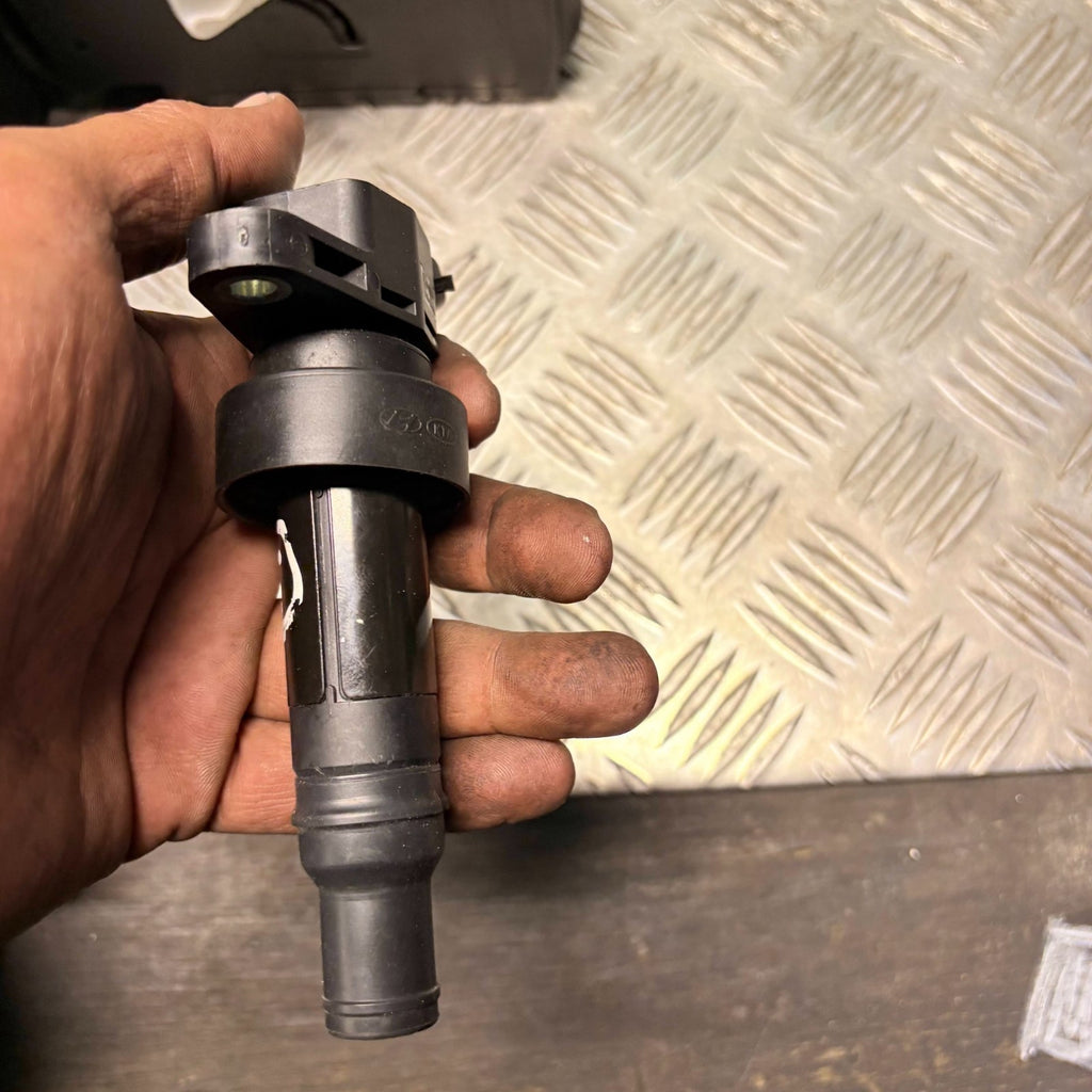 Kia Soul 2014 27301-2B010 ignition Coil Original