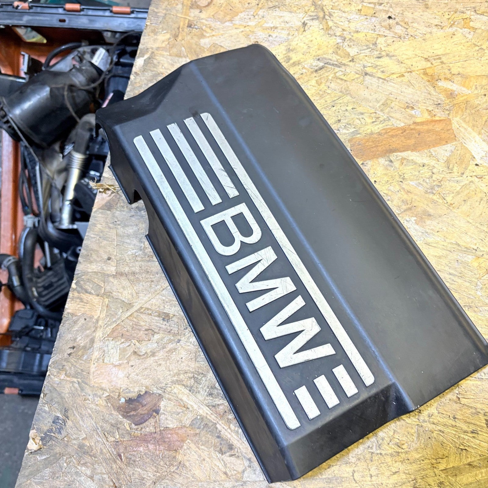 BMW 1 SERIES 116M 2007-2012 E81 ENGINE COVER TOP COVER 62440410