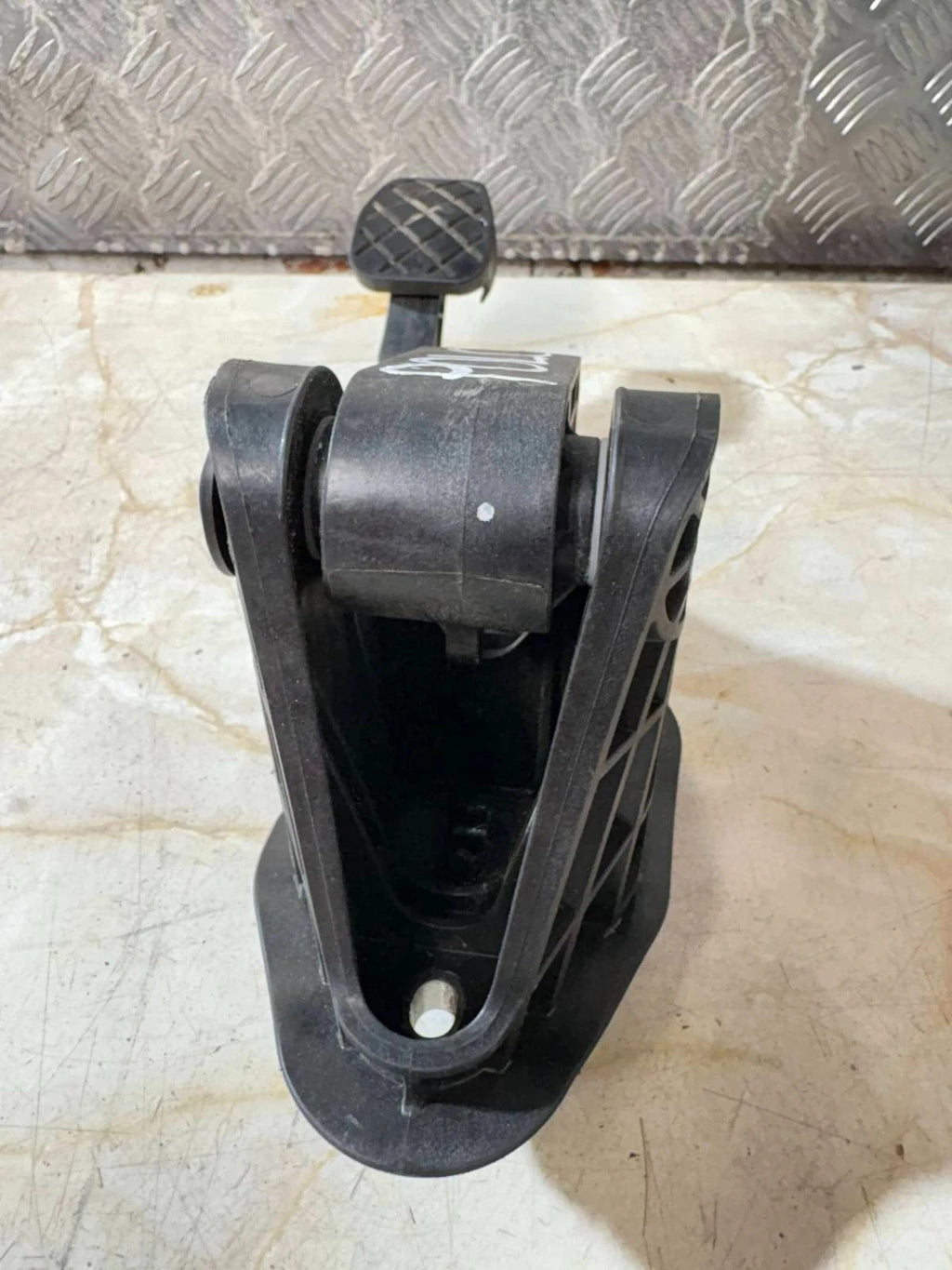 VW Polo AW 2018-2022 / T-Cross 2019-2023 Clutch Pedal Assembly 2Q2721059H