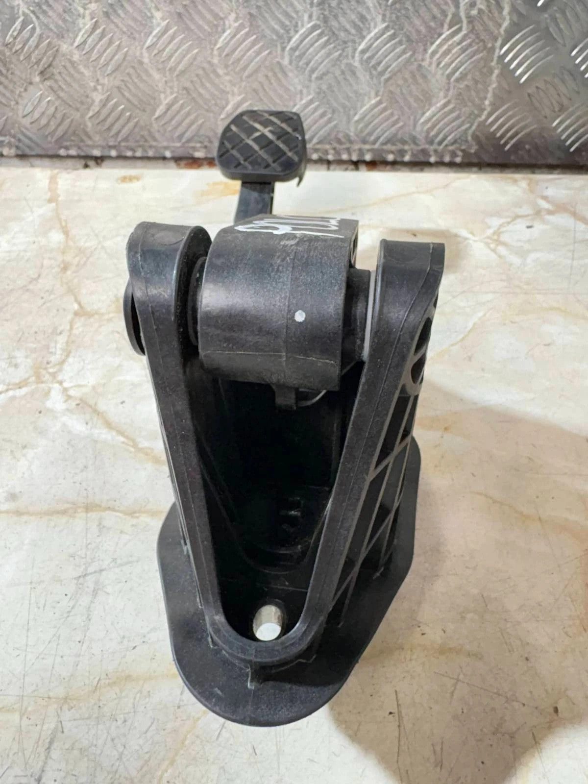 VW Polo AW 2018-2022 / T-Cross 2019-2023 Clutch Pedal Assembly 2Q2721059H