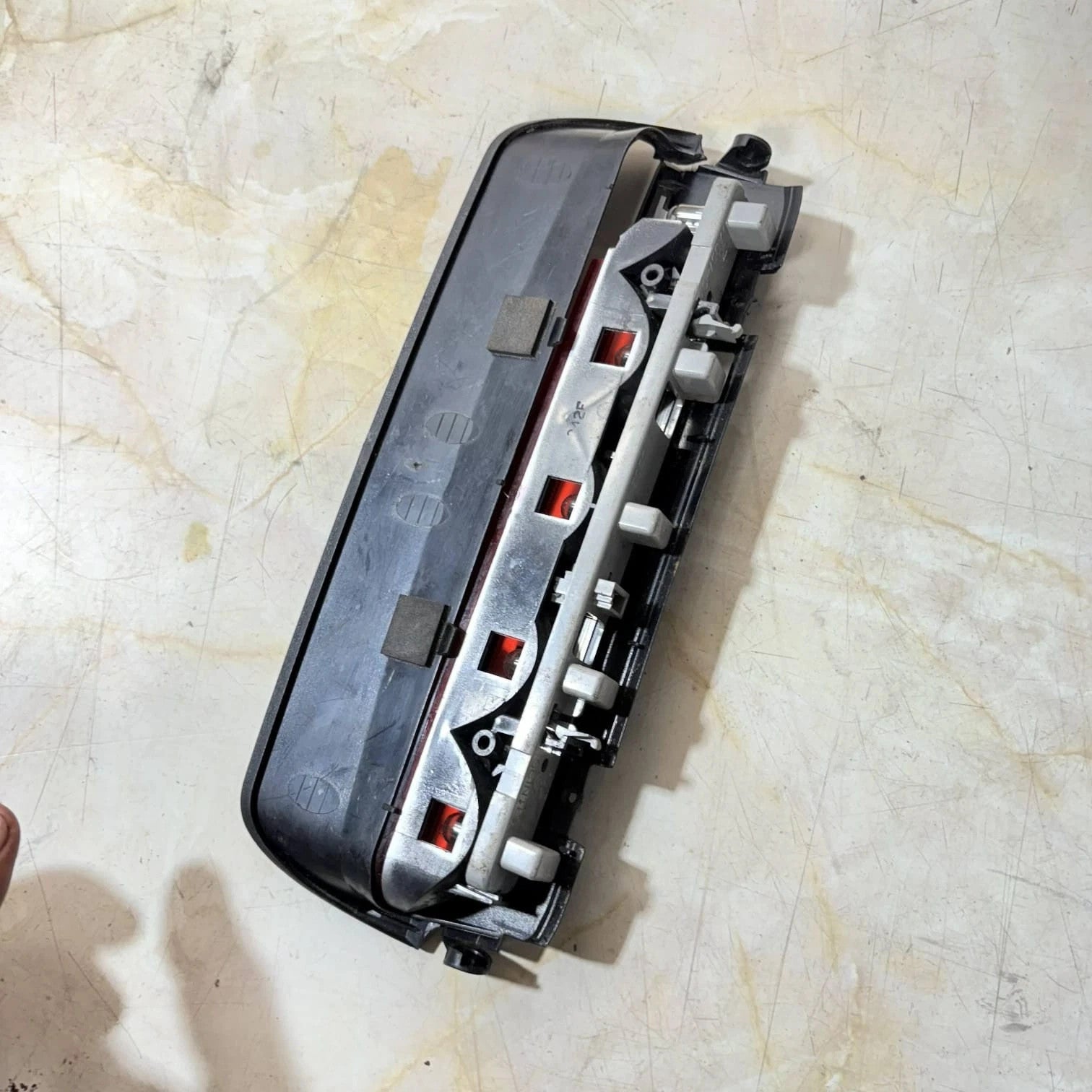 Citroen C3 C4 C5 Berlingo 2008-2018 Rear Central Third Brake Light E25048
