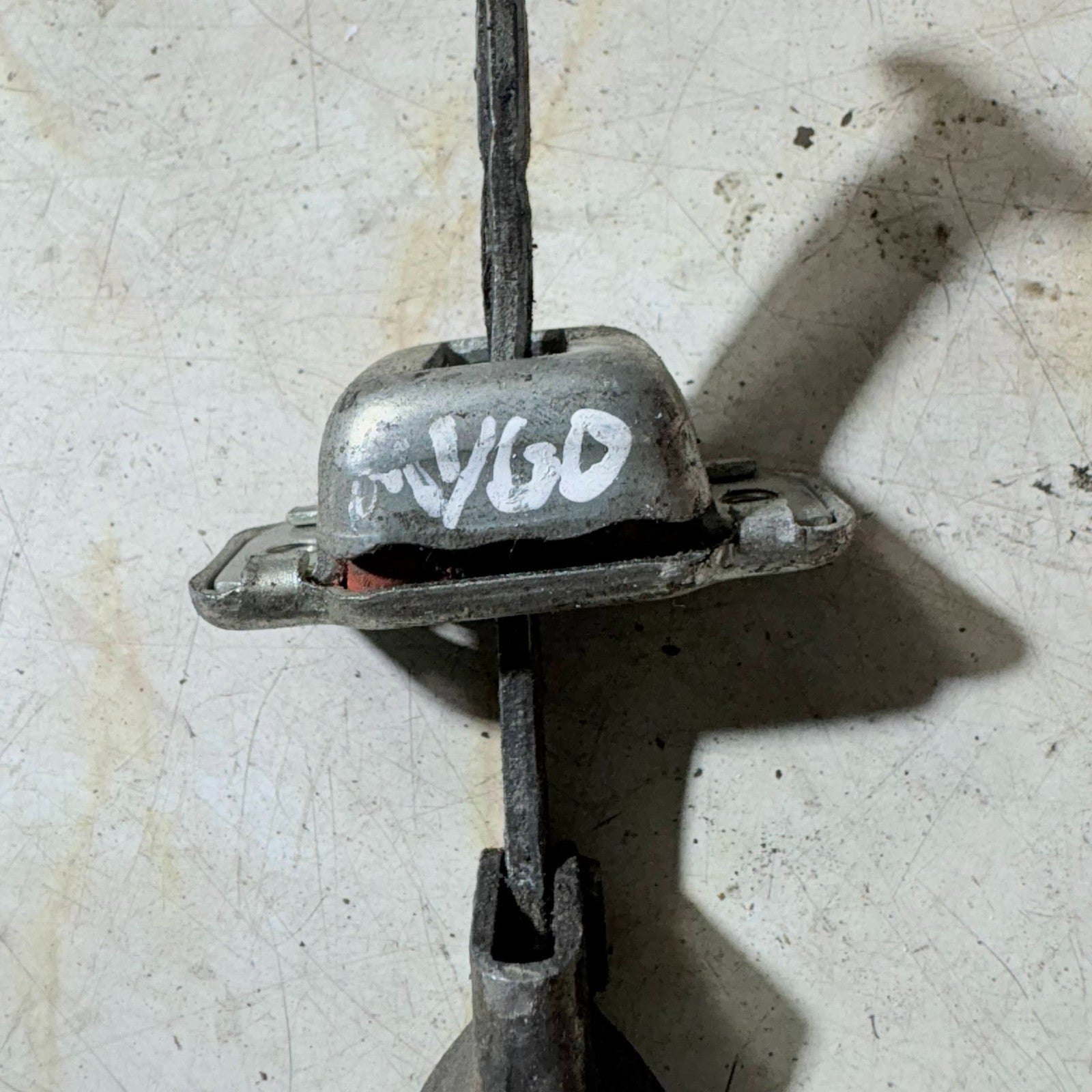 TOYOTA AYGO LEFT REAR PASSENGER NEARSIDE CHECK STRAP NSR