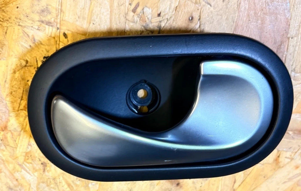 Renault Megane II Scenic II 2003-2008 RH Rear Door Handle 8200028486 5005500006