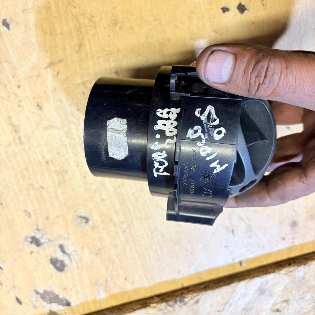 FORD KA MK2 OFFSIDE DRIVER RIGHT AIR VENT 2009-15 735433940