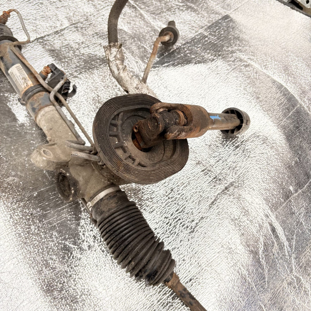 2004-2005 Chrysler PT Cruiser Export Power Steering Rack & Pinion P05272297AE