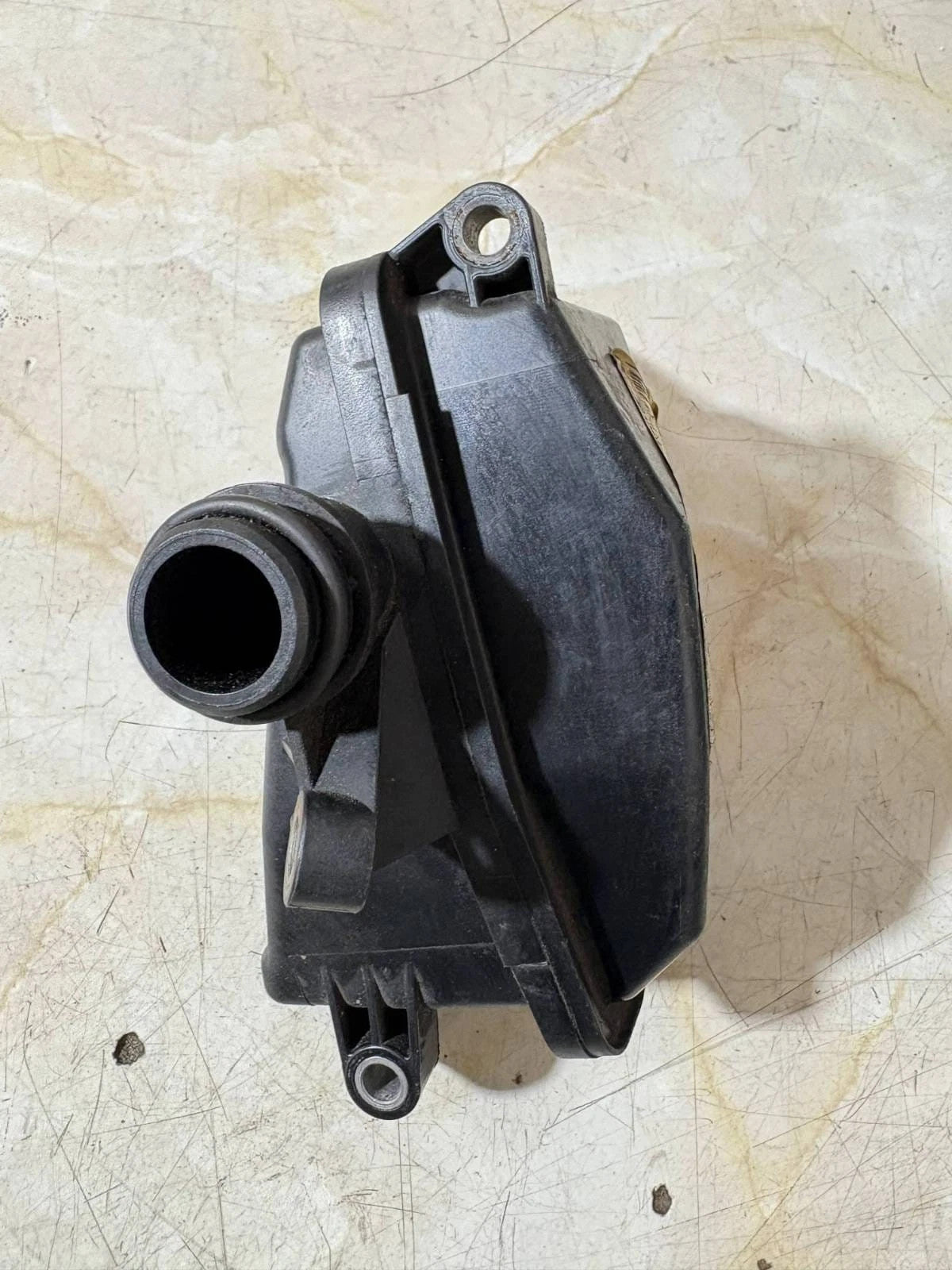 Chrysler Air Intake Resonator Box (3.0 CDI Diesel) - 2018
