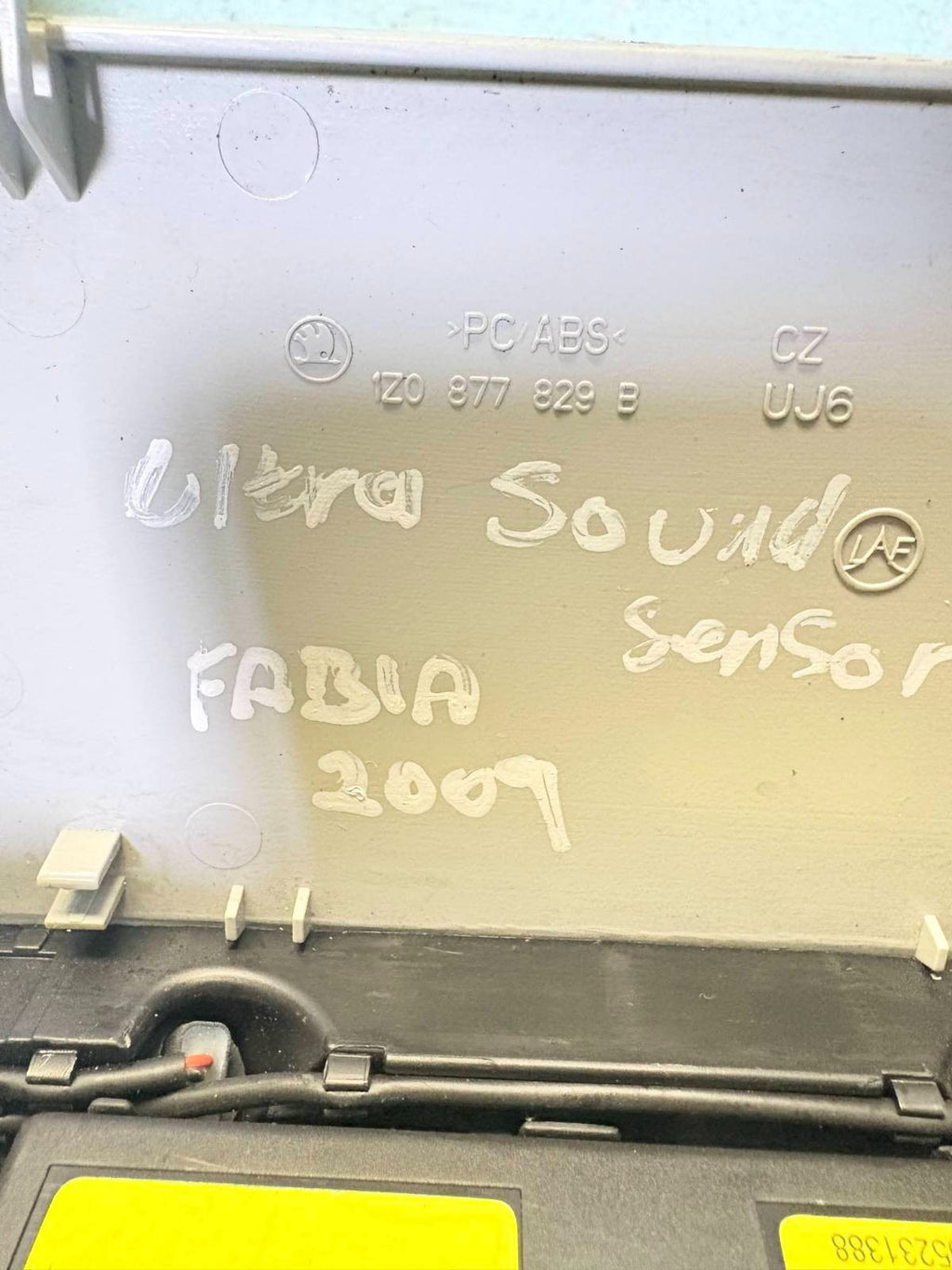 SKODA FABIA 2009 Ultrasound Sensor MK2 5J0951171A