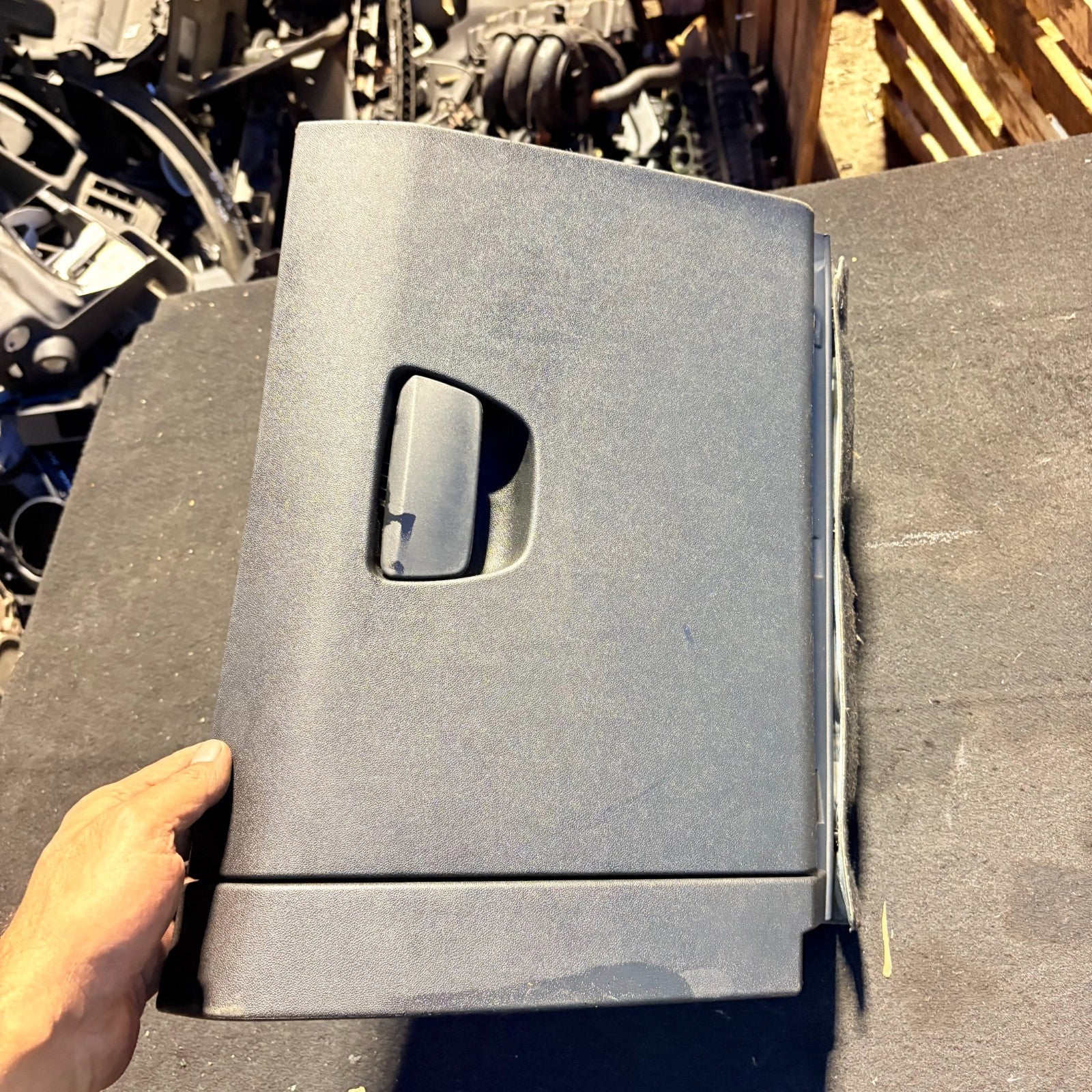 Peugeot 2008 GT 2017 RHD 5 Door Glove Box Glovebox Dash Storage Ref C76080L1