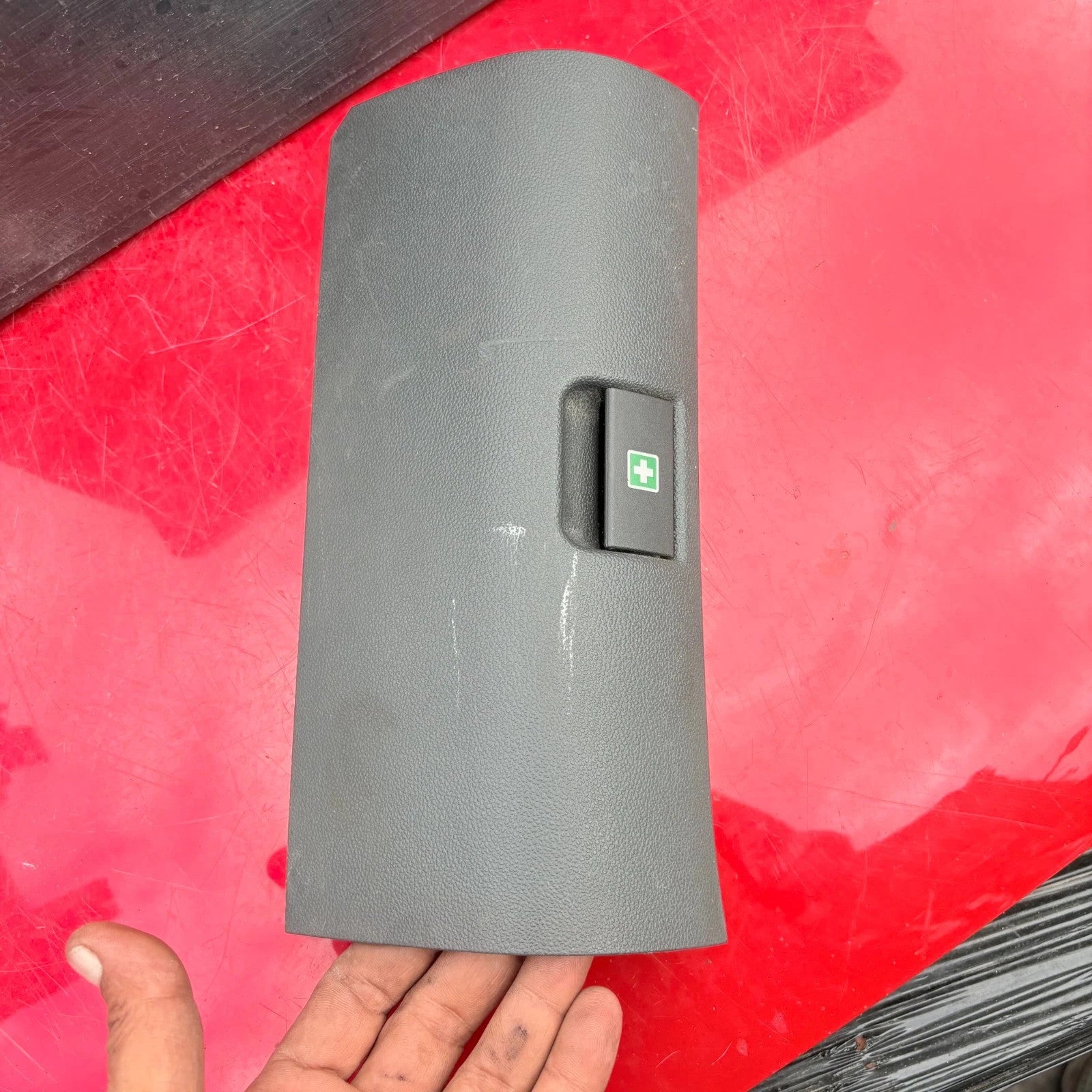 A2119185336 Mercedes Benz W211 Plastic Trim Cover Bracket 2002-2009