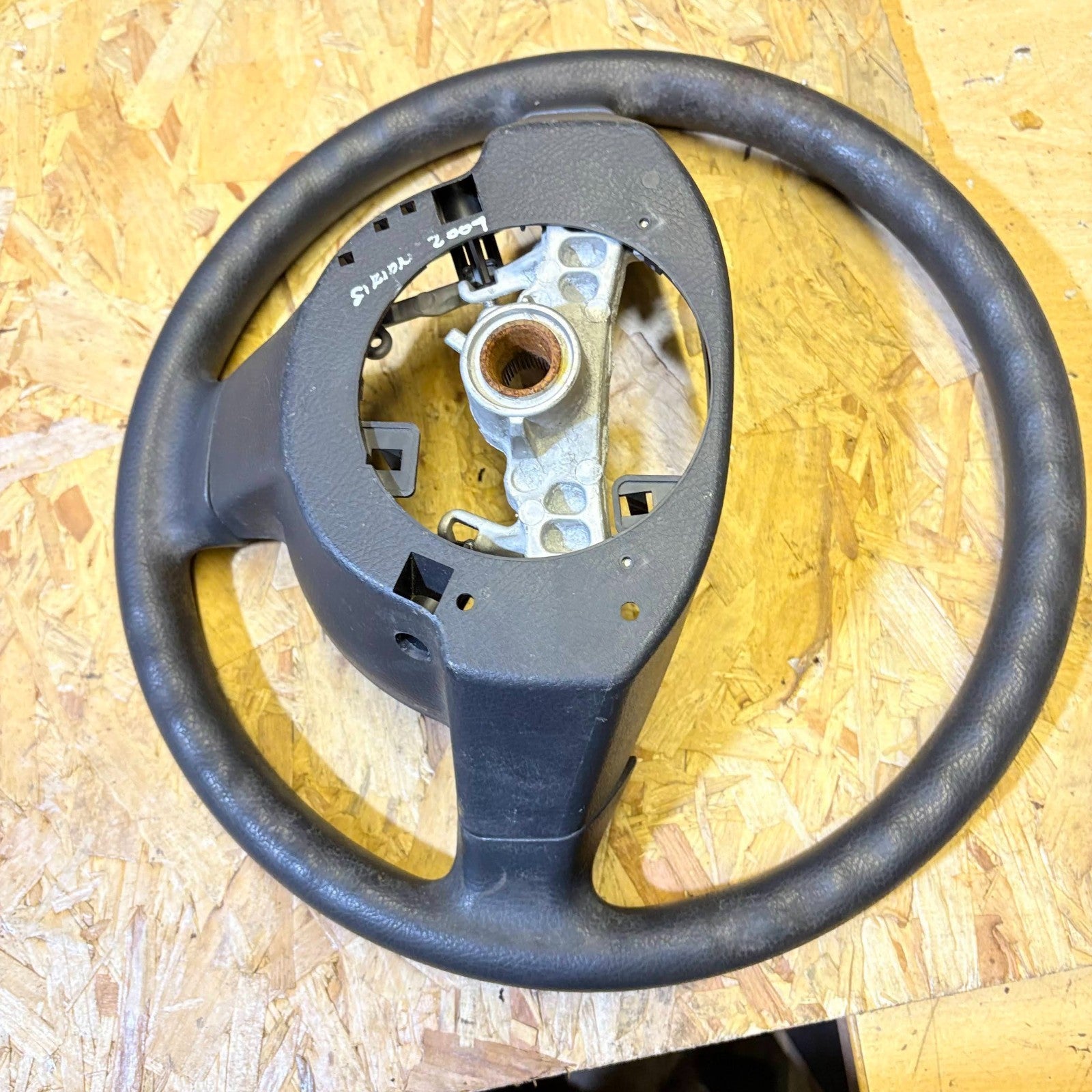 Steering wheel for DAIHATSU SIRION MK2 M200 1.0 2004-2015