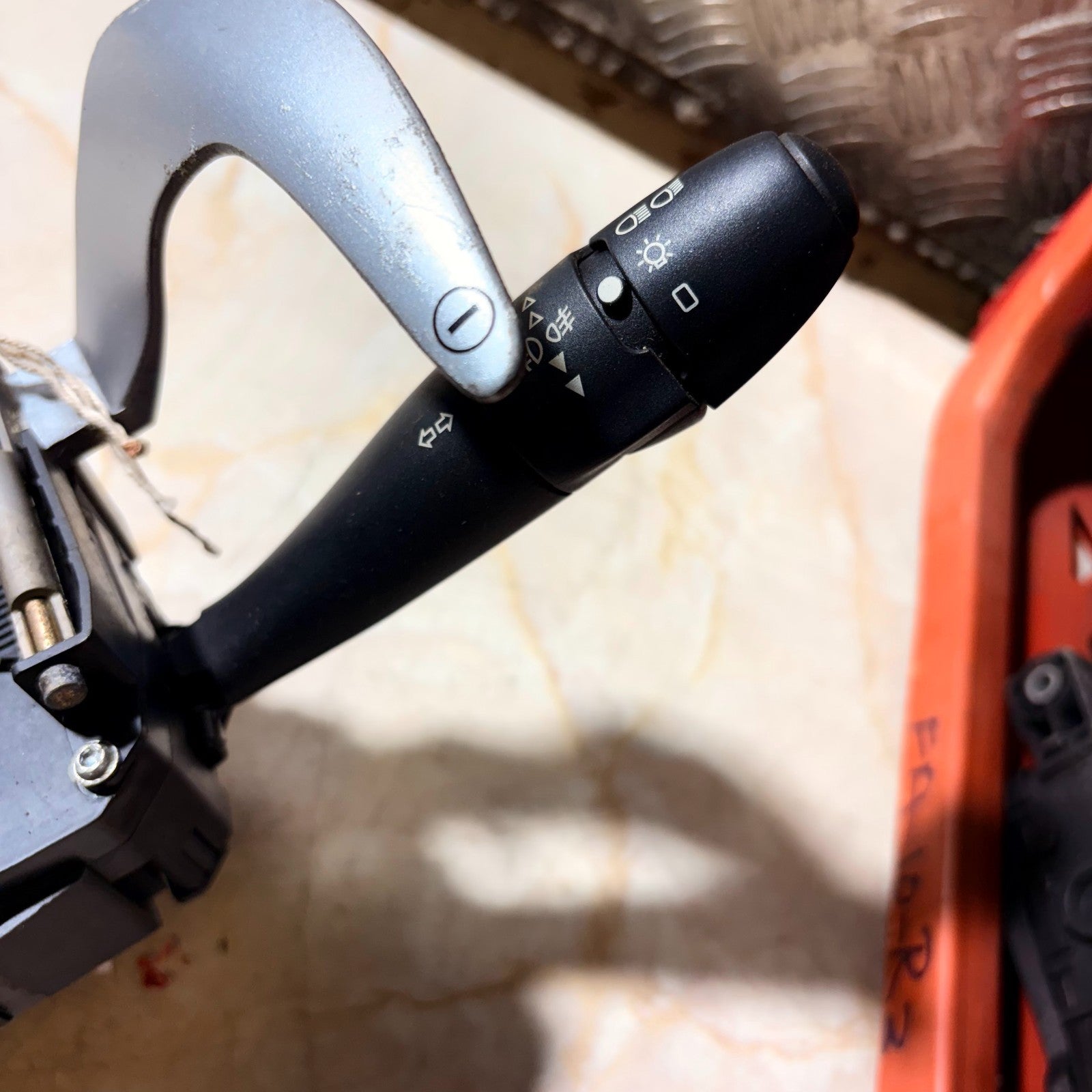 2004 CITROEN C3 Comms Unit and Stalks