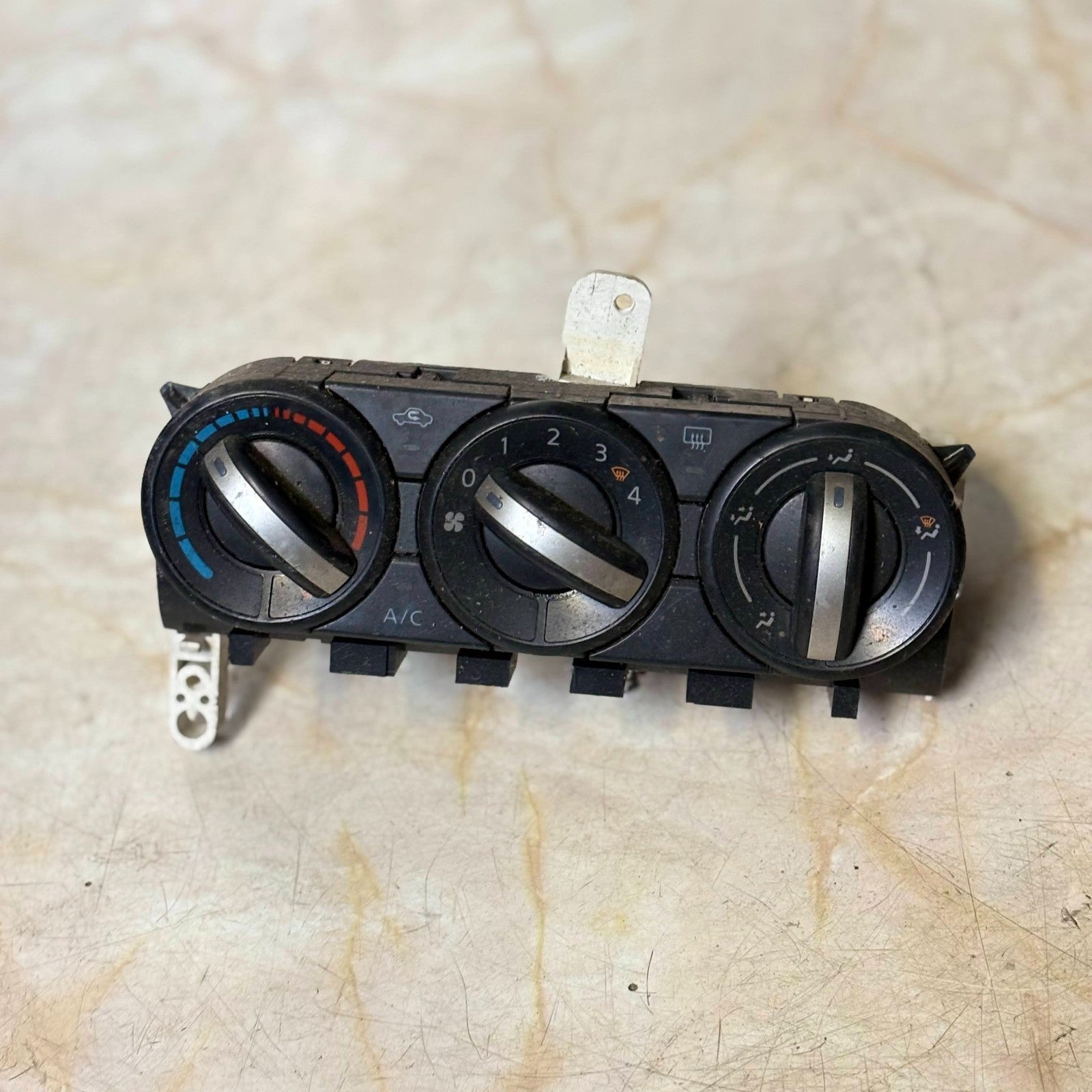 NISSAN QASHQAI MK1 J10 2006-2010 HEATER CONTROLLER MANUAL A/C TYPE