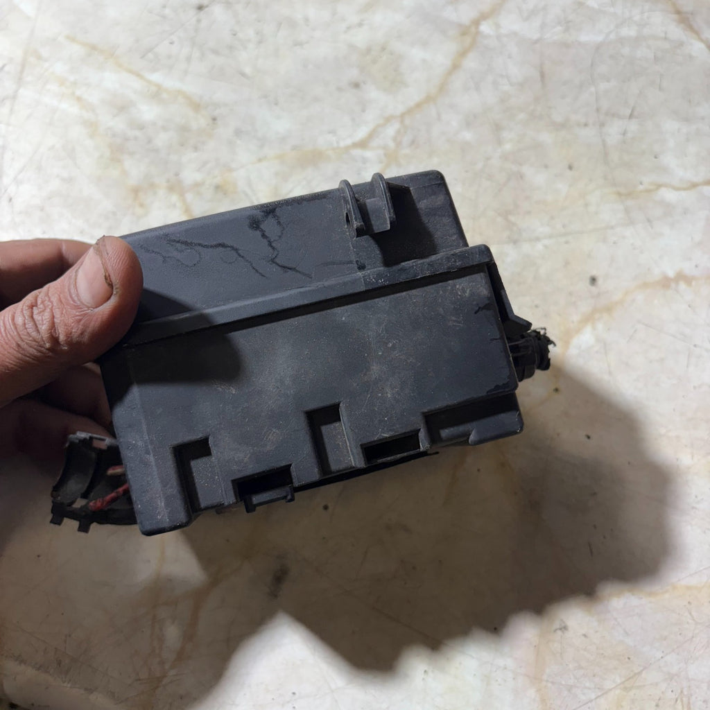 VAUXHALL COMBO CORSA 2001-2011 FUSE BOX 13106985