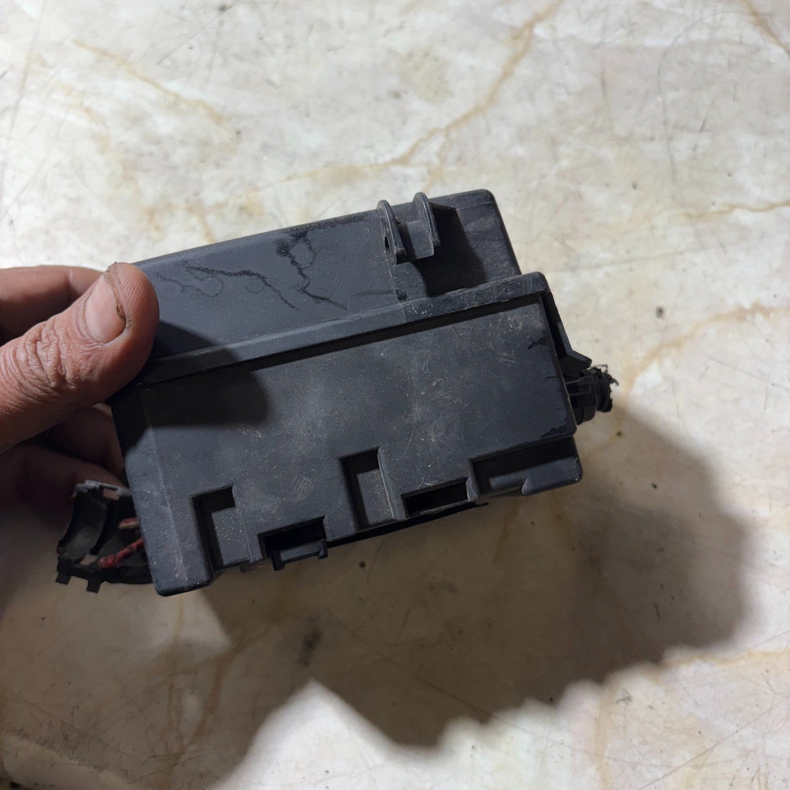 VAUXHALL COMBO CORSA 2001-2011 FUSE BOX 13106985