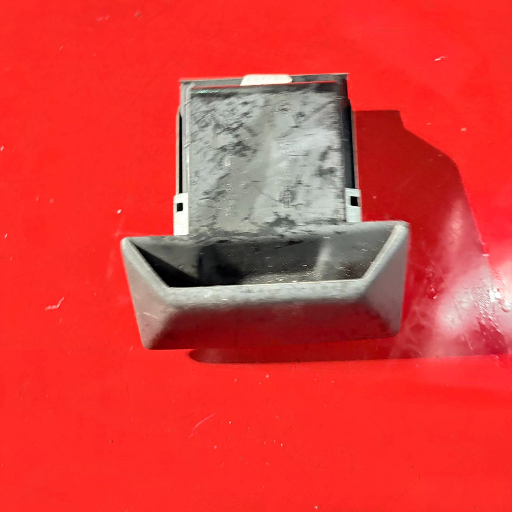 Nissan Terrano II 1999-2006 Centre Console Pop Out Ashtray