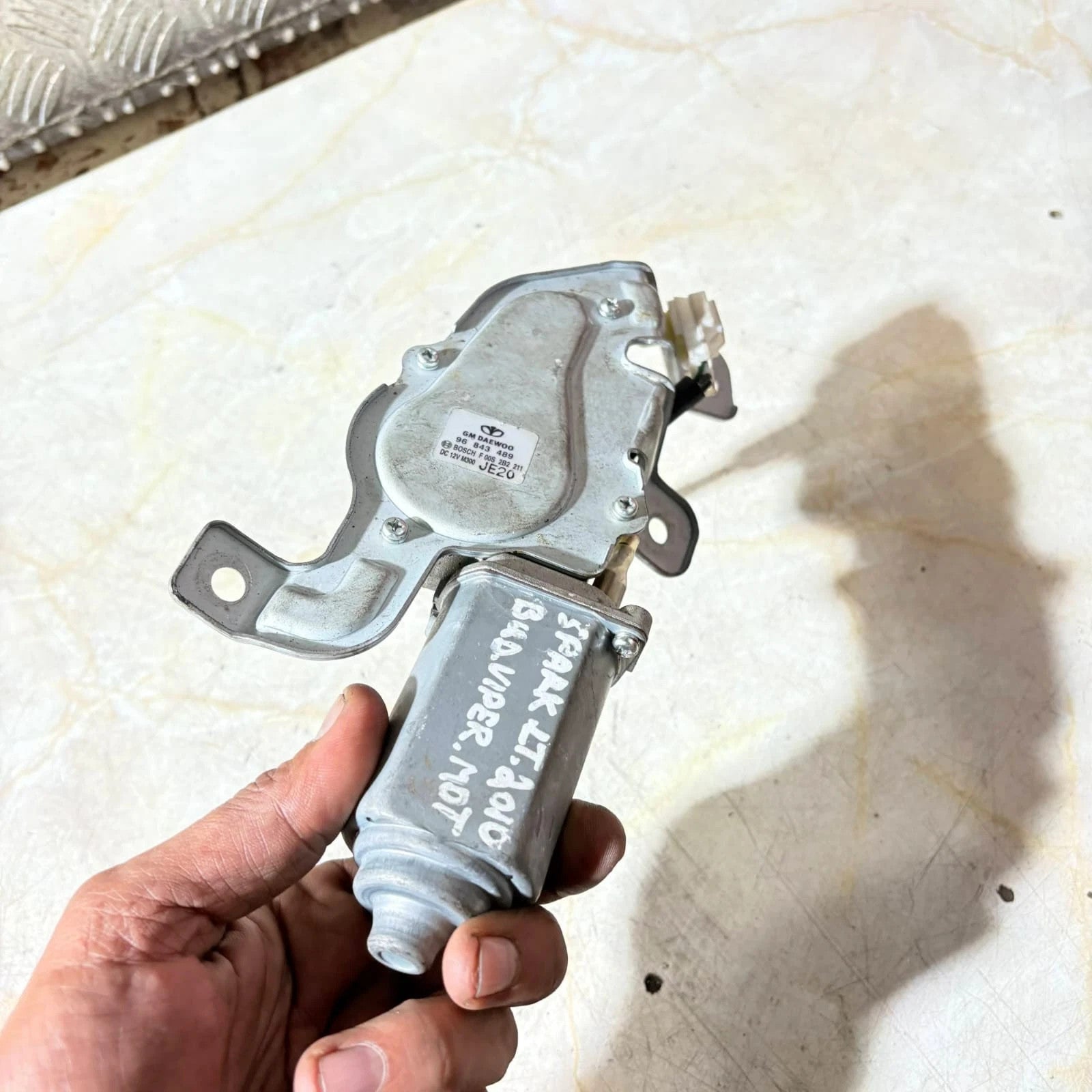 Chevrolet Spark MK2 M300 LT 2009-2015 Rear Wiper Motor 96843489 95152637