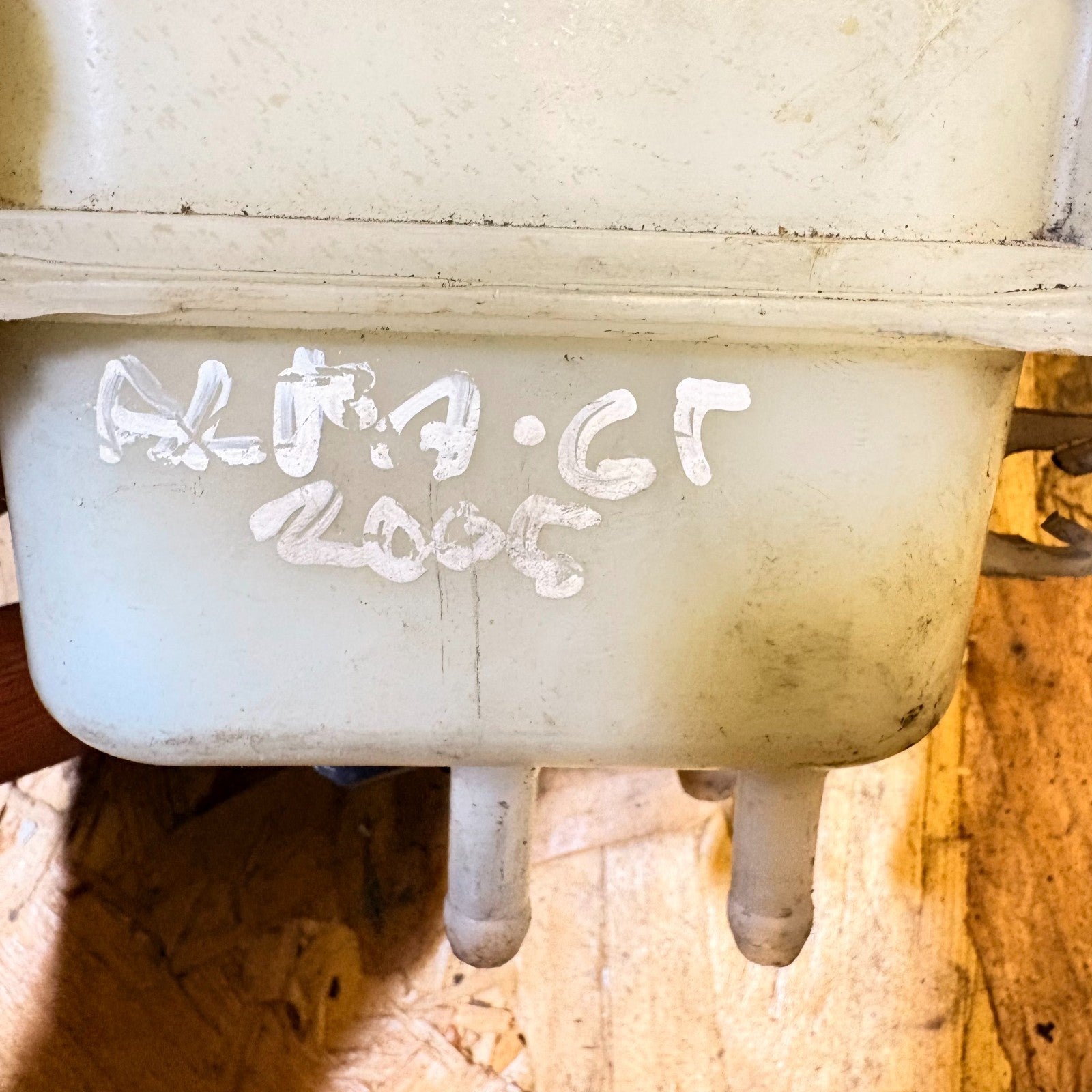 ALFA ROMEO BRAKE FLUID RESERVOIR TANK BOTTLE