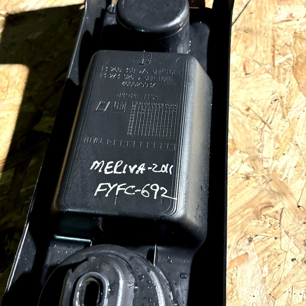 Vauxhall Meriva B Centre Console Cup Holder 13260358 2011 FYFC-692