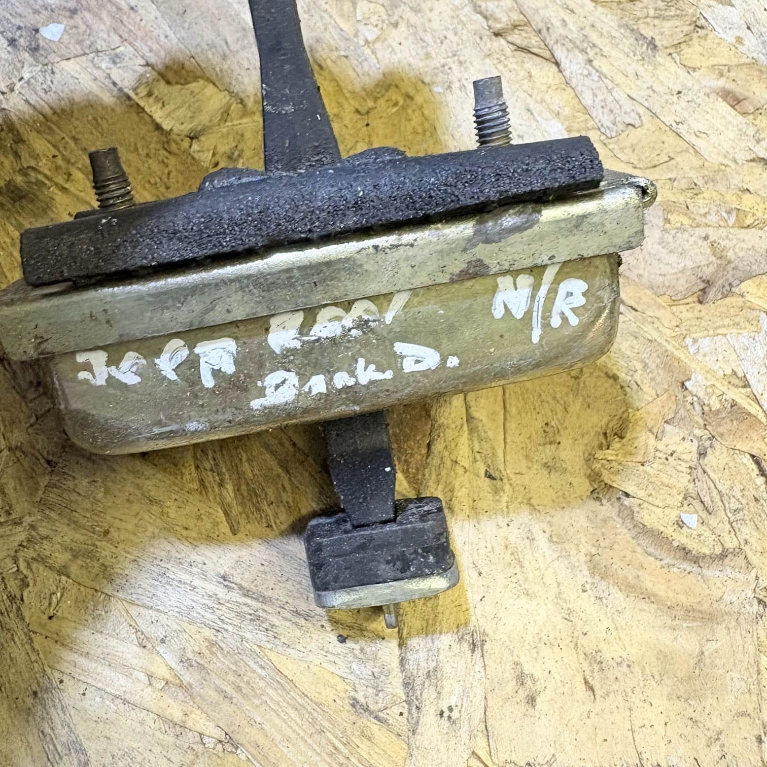 Jeep Cherokee Liberty KJ 2002-2007 Rear Door Check Strap Limiter Stay 55177036AD