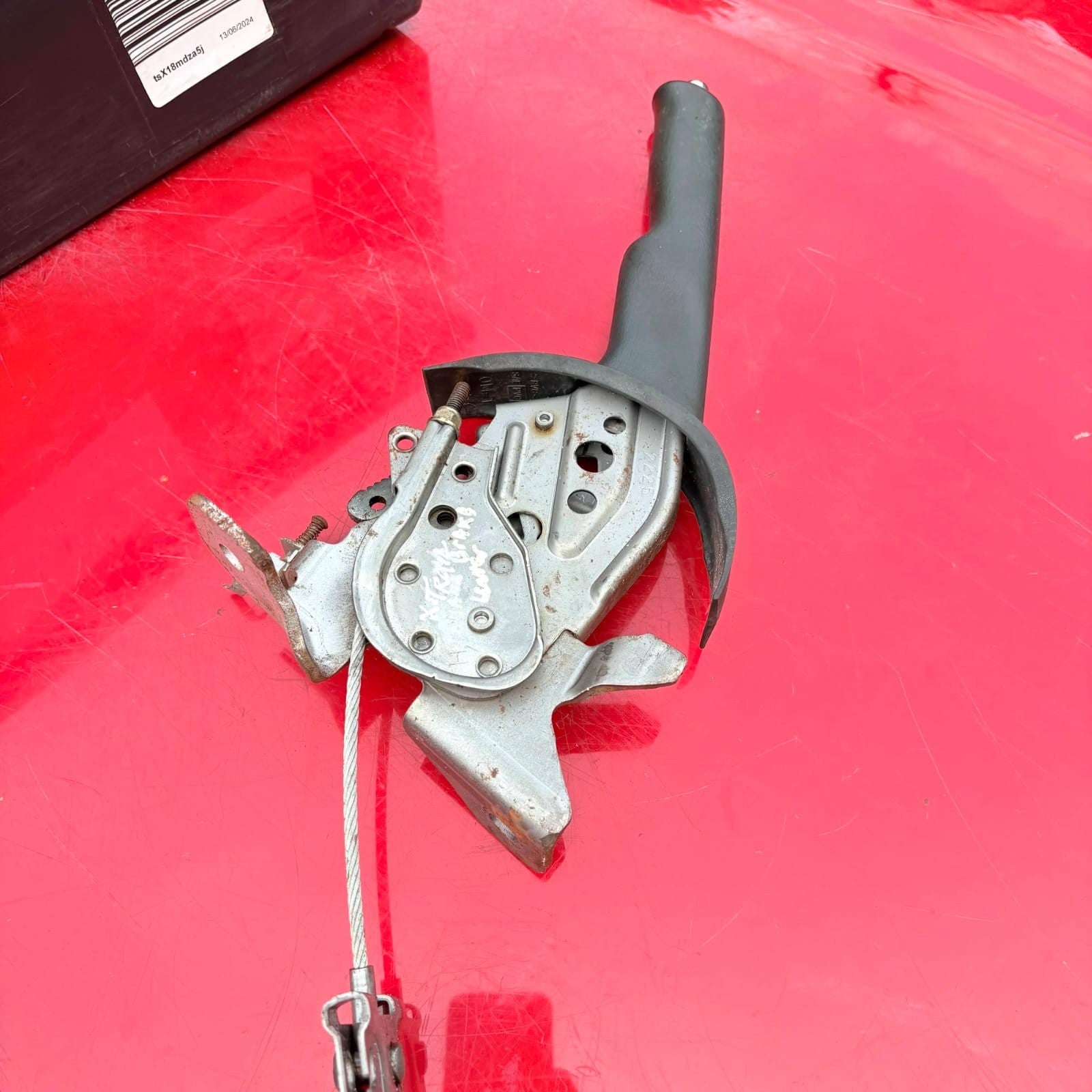 NISSAN X-TRAIL HANDBRAKE HANDLE LEVER