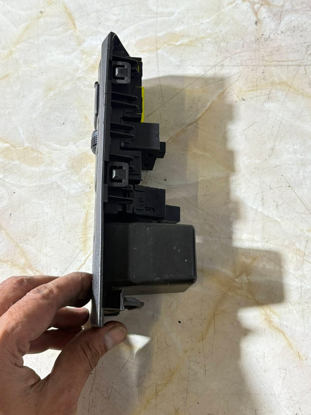 Nissan Note E11 2006-2013  ESP Headlight Mirror Switch Panel 68485-9U000