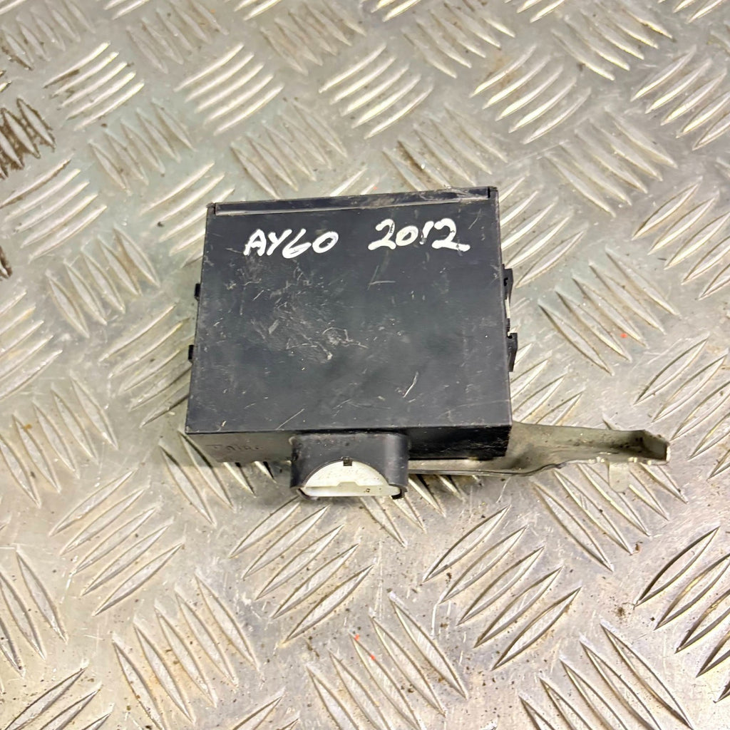 Toyota Aygo MK1 2005-2014 Door Control Module Central Locking ECU 89740-0H021