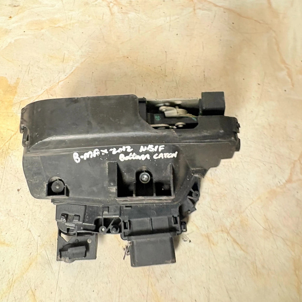 FORD B MAX DOOR LOCK BOTTOM CATCH FRONT LEFT AV1A-R21813-DC MK1 2012