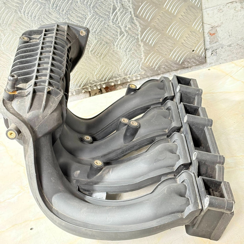 Mercedes C-Class W202 2.2 CDI Intake Manifold A6110901737 1997-2000 C200/C220
