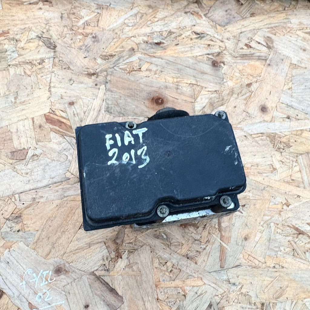 Fiat 500 500C 2007-2015 ABS Pump Module 0265801087 Bosch