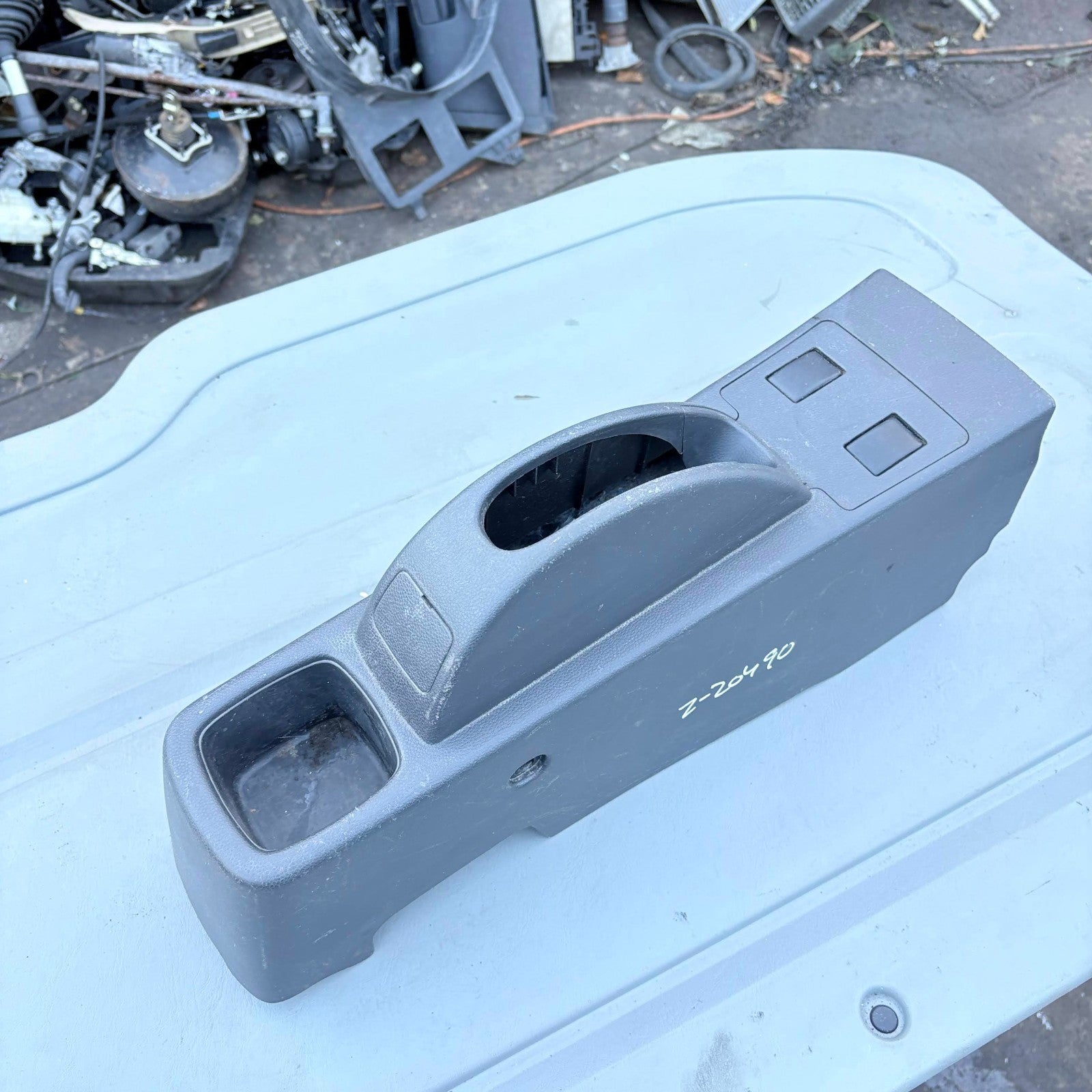 Suzuki Ignis Mk2 1.3 DDiS 5 Door 2003-2007 Rear Tunnel Console 75812-86G0