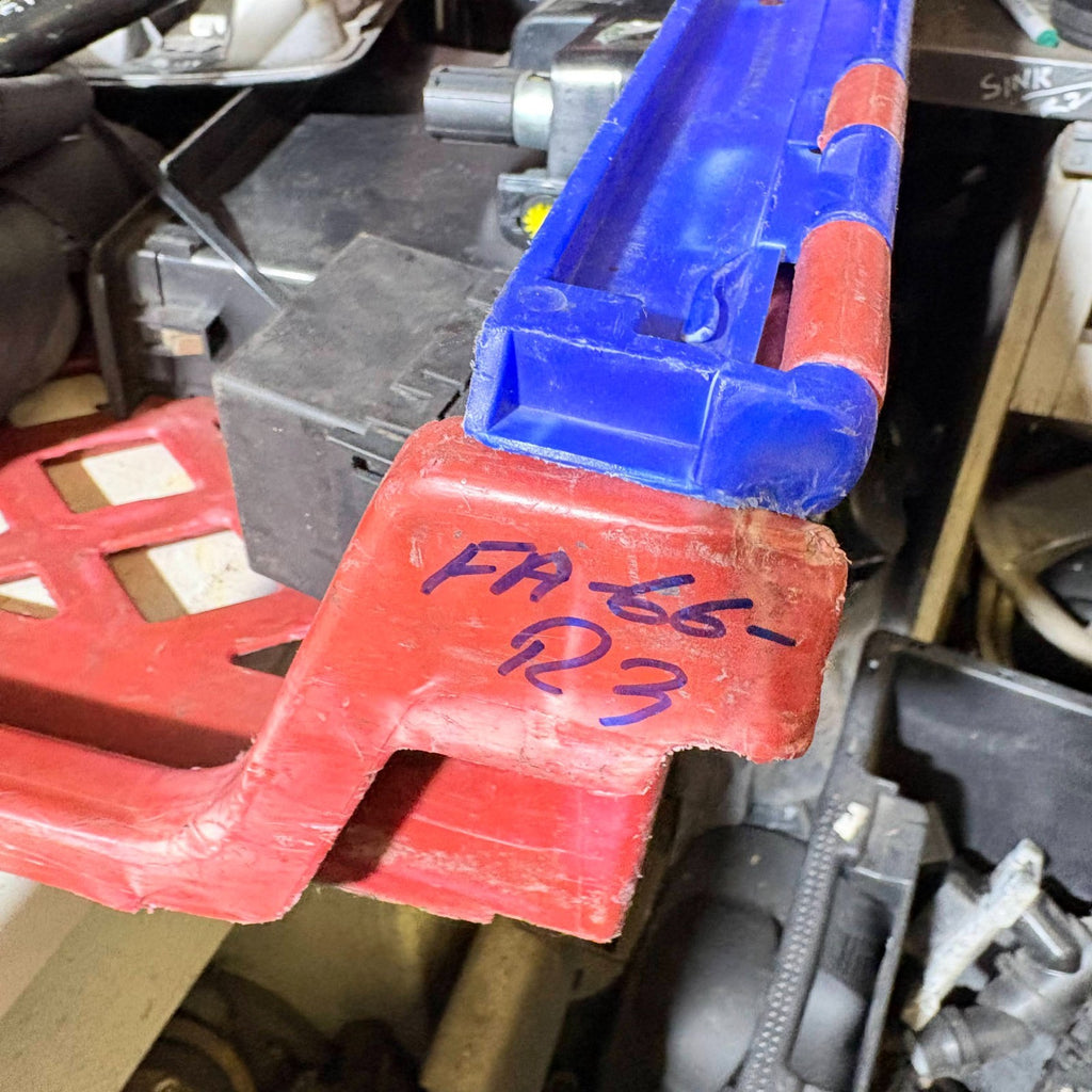 2008 FORD FIESTA FUSE BOX 2S6T-14A076-BA