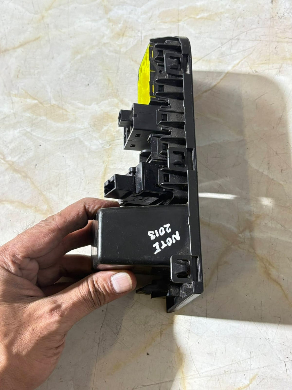 Nissan Note E11 2006-2013  ESP Headlight Mirror Switch Panel 68485-9U000