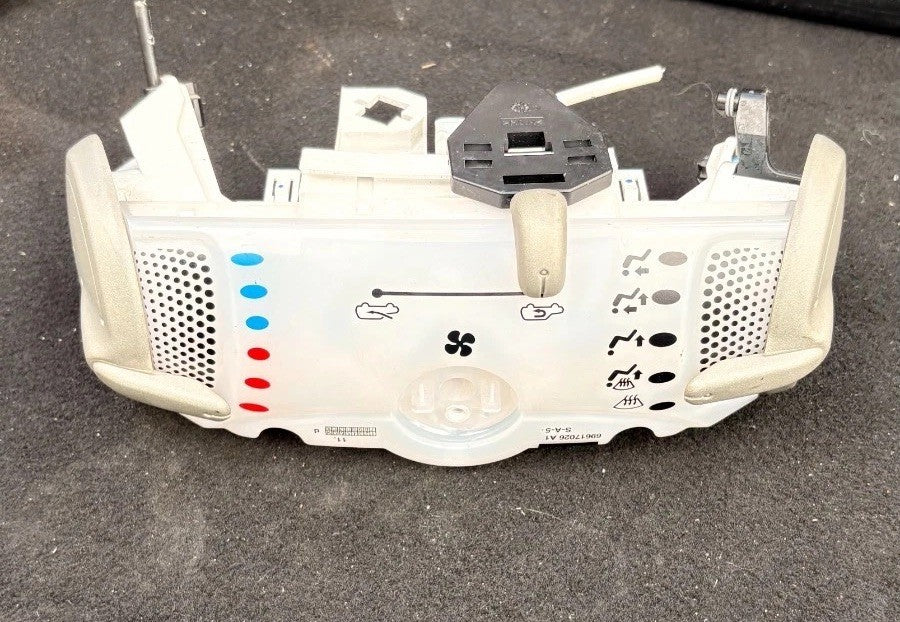 Toyota Aygo AB10 2005-2014 Climate Control Panel Heater Control Switch 69617308
