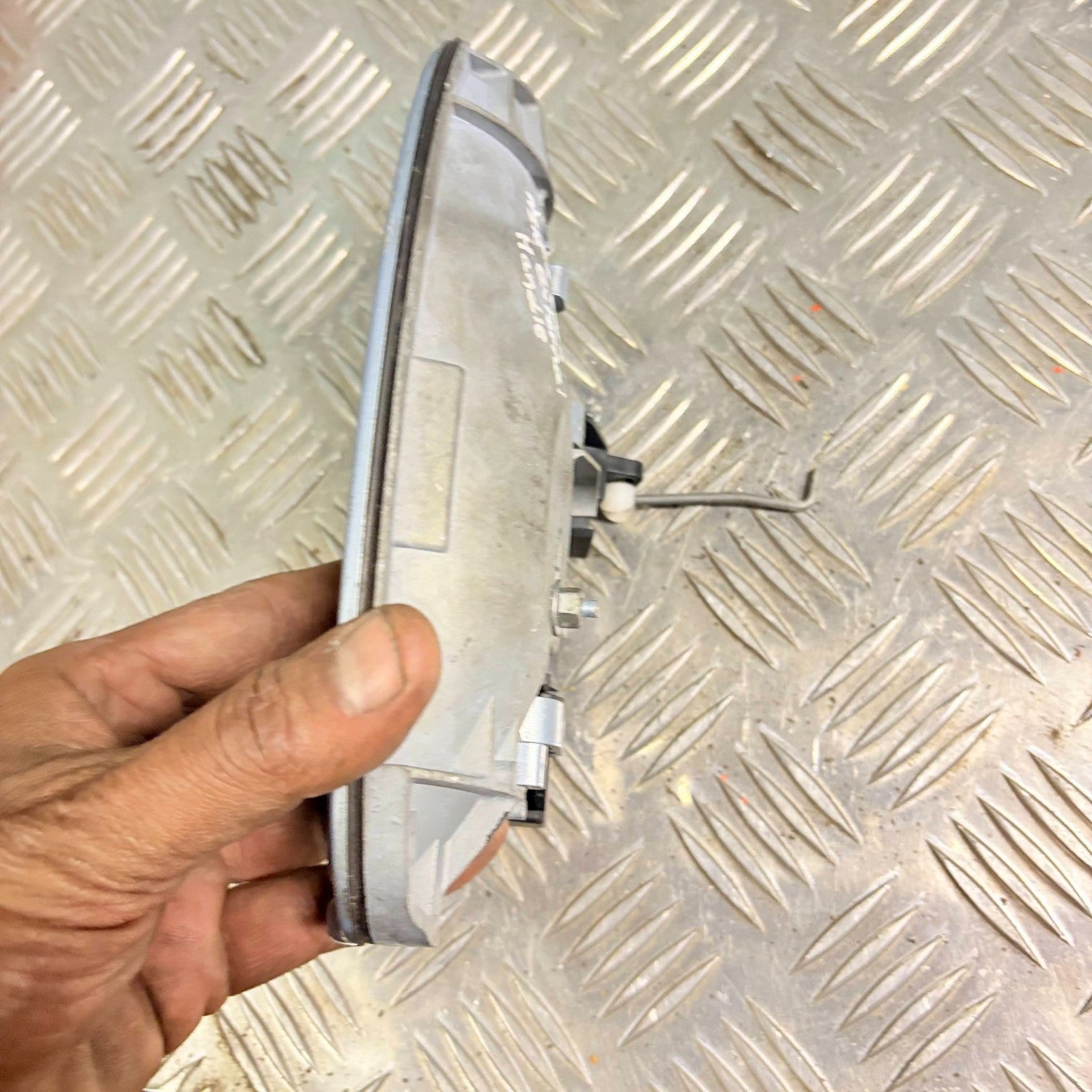 Citroen C5 Mk1 2001-2007 Rear Left NSR Exterior Door Handle Grey 9642829100