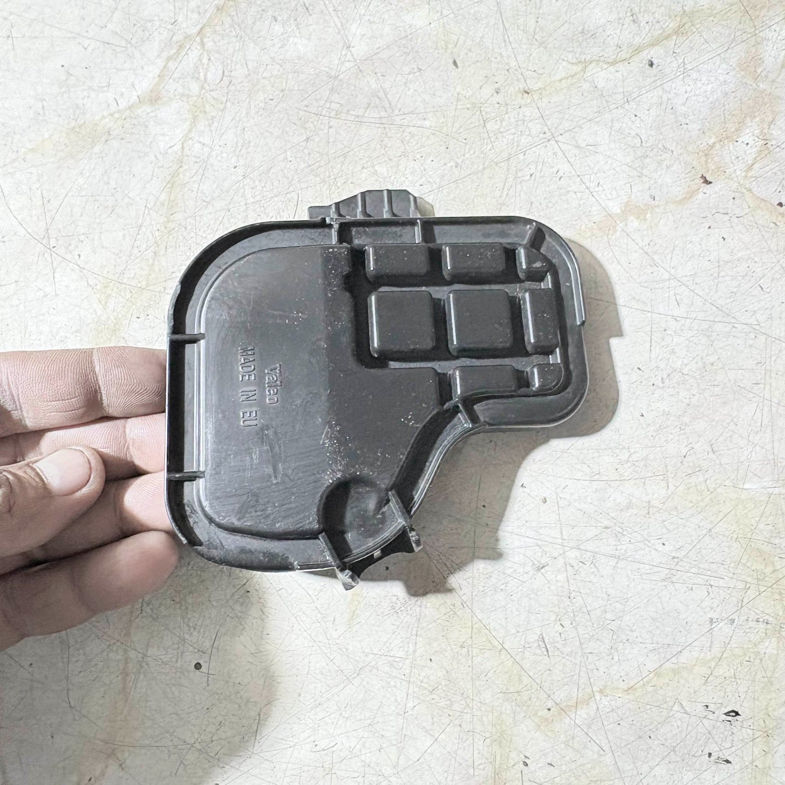 Vauxhall Tigra MK2 (2004-2009) Headlight Cap Cover Passenger Side N/S