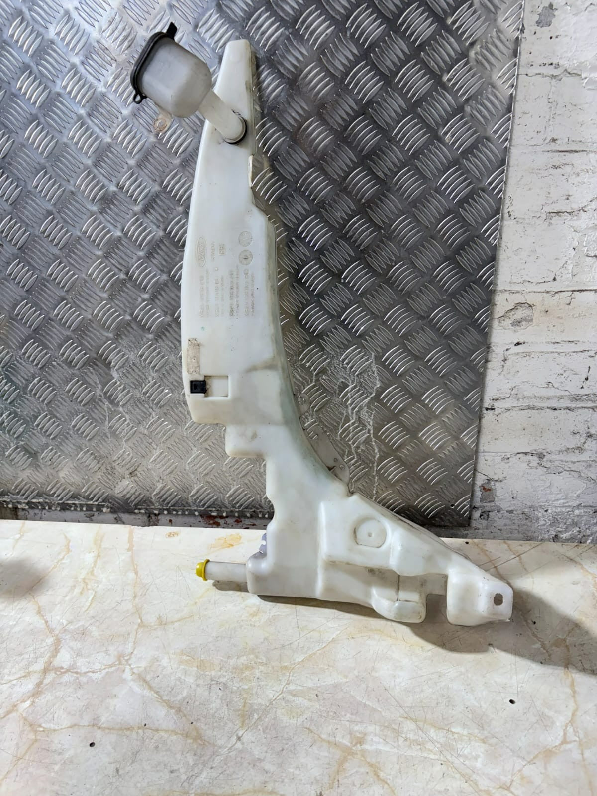 Xs41-17618-Ch Windshield Washer Fluid Tank Ford Focus 1.8 D 85kw 5M 3P