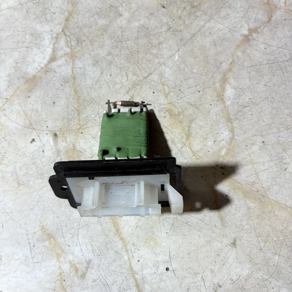 BMW MINI ONE COOPER R50 R52 R53 HEATER RESISTER RELAY W964260N