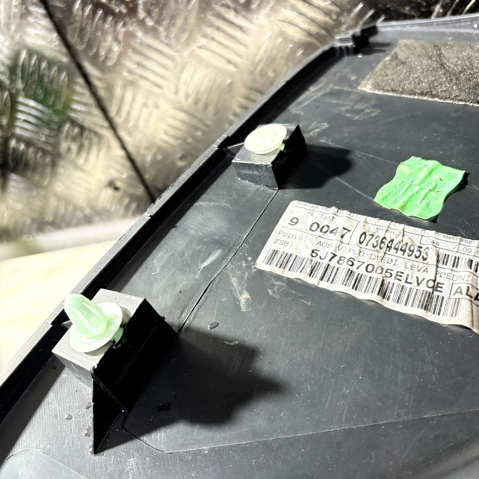 Skoda Roomster 5J 2006-15 Front Left Passenger Nearside Door Card Trim 5J7867011