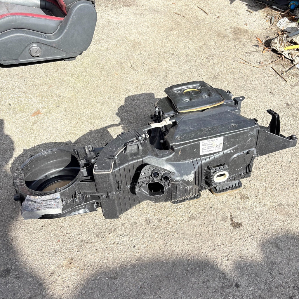 BMW 4 SERIES 118i 2019-HEATER UNIT BLOWER BOX 9197710