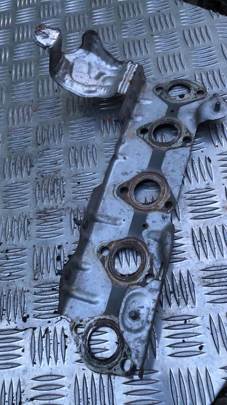 PEUGEOT 2008 MK1 1.6 DIESEL EXHAUST MANIFOLD GASKET HEAD SHIELD 2015 9672188780