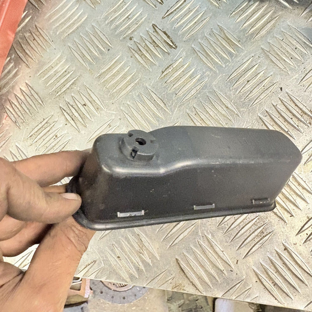 JAGUAR XE X760 DOOR STORAGE INSERT TRIM PASSENGER REAR SIDE 2017 GX73-22634-CAW
