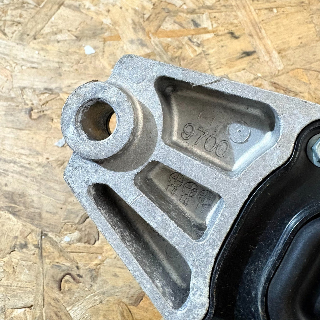 Kia Sportage Mk4 (QL/QLE) Manual Gearbox Mount Bracket Front Left 21830-F1800